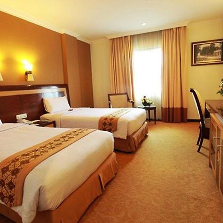 Semesta Heritage Hotel & Convention Semarang Esterno foto