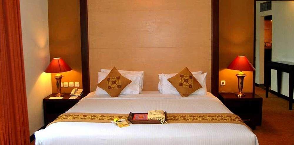 Semesta Heritage Hotel & Convention Semarang Esterno foto