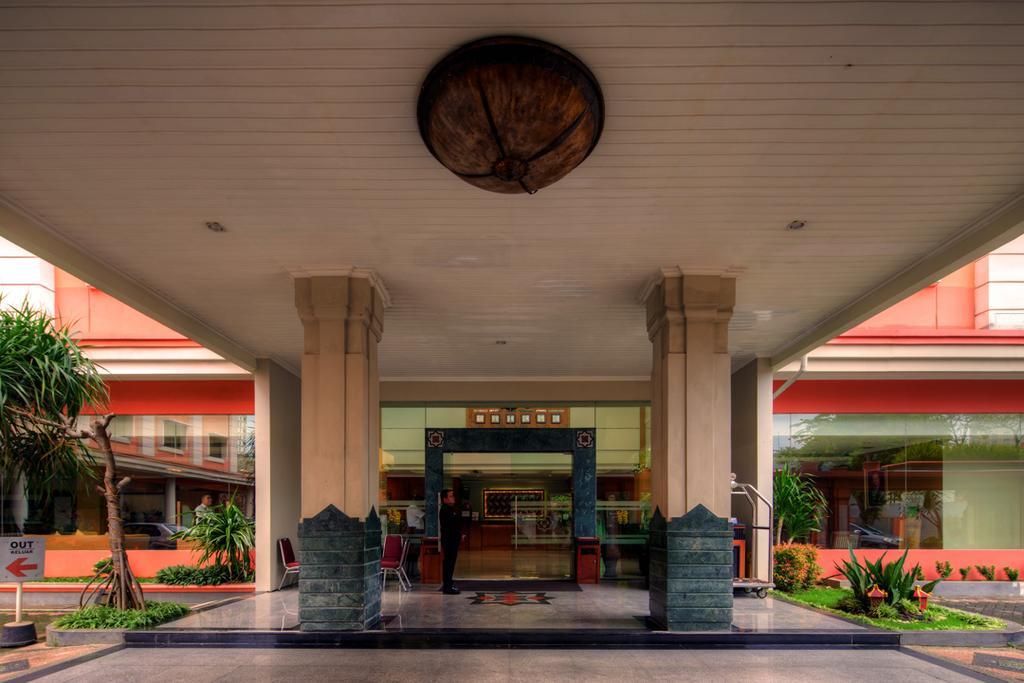 Semesta Heritage Hotel & Convention Semarang Esterno foto