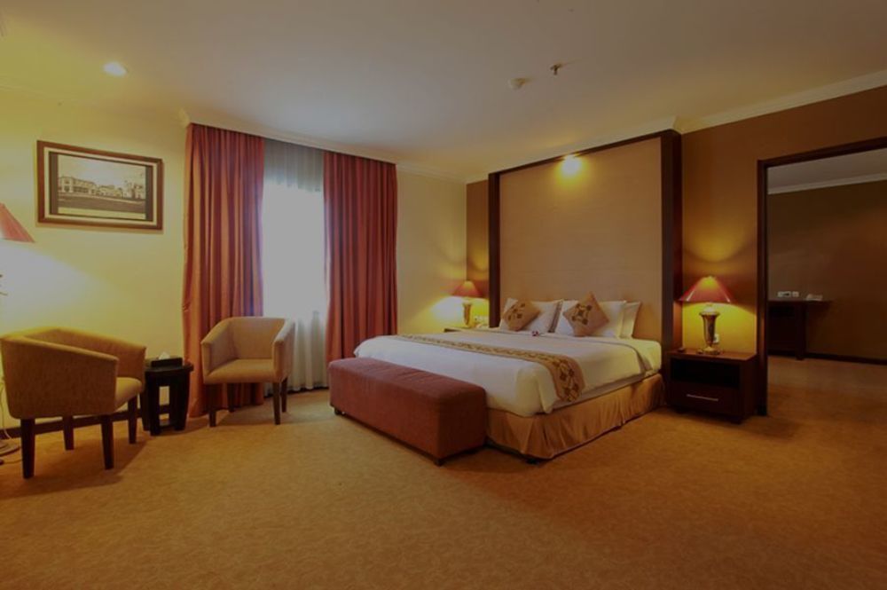 Semesta Heritage Hotel & Convention Semarang Esterno foto